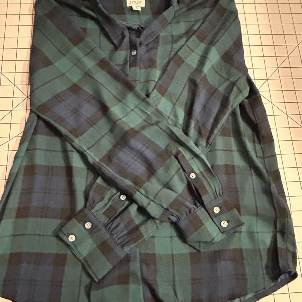 J. Crew‎ button down - Picture 3 of 3